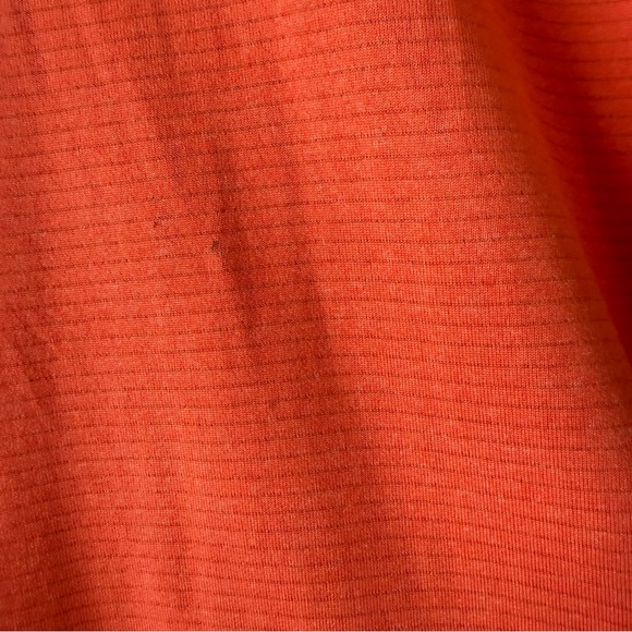 Men's Orange Lululemon Shirt - Picture 7 of 9